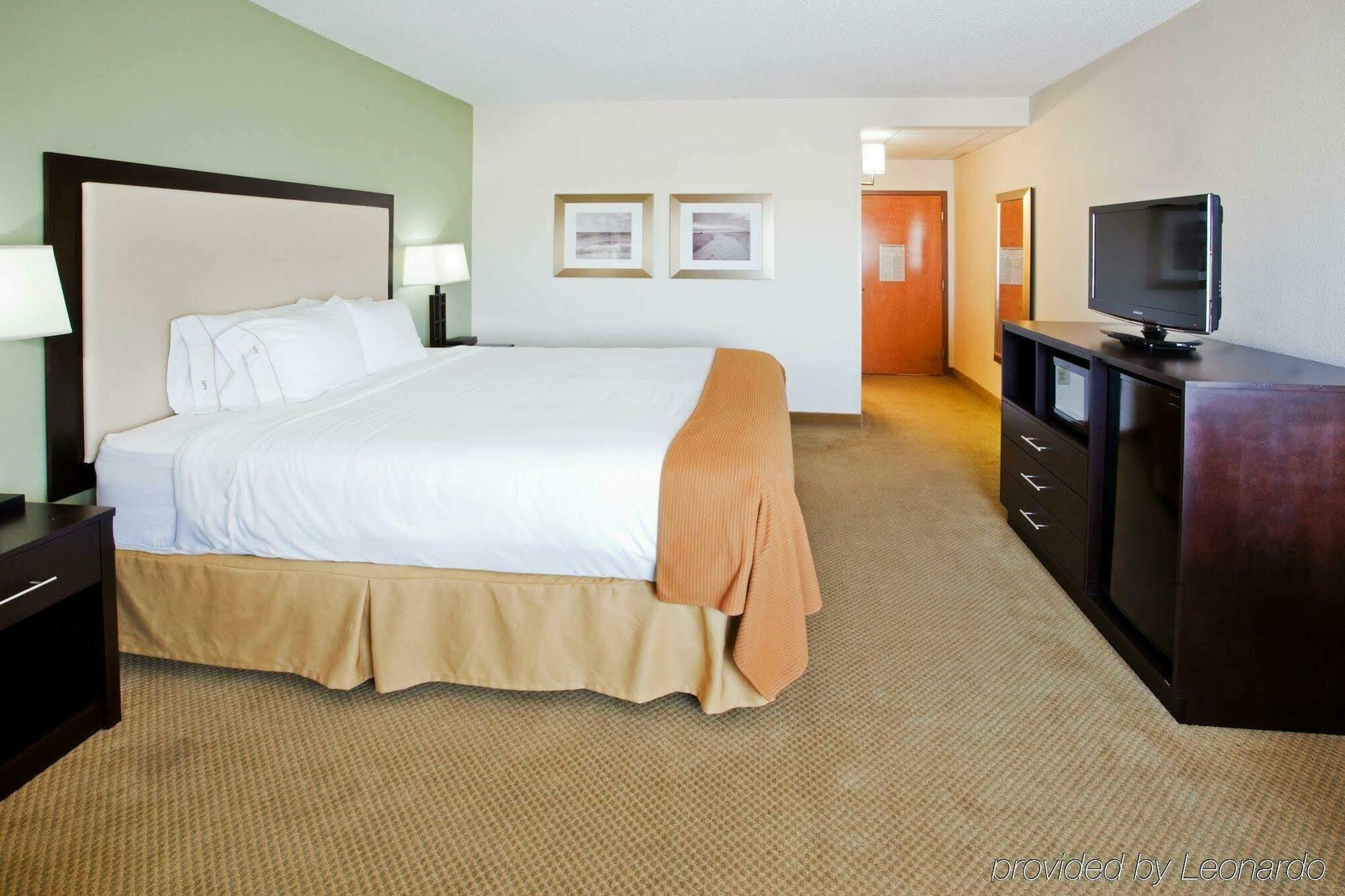 Express Myrtle Beach-broadway At The By Ihg Myrtle Beach