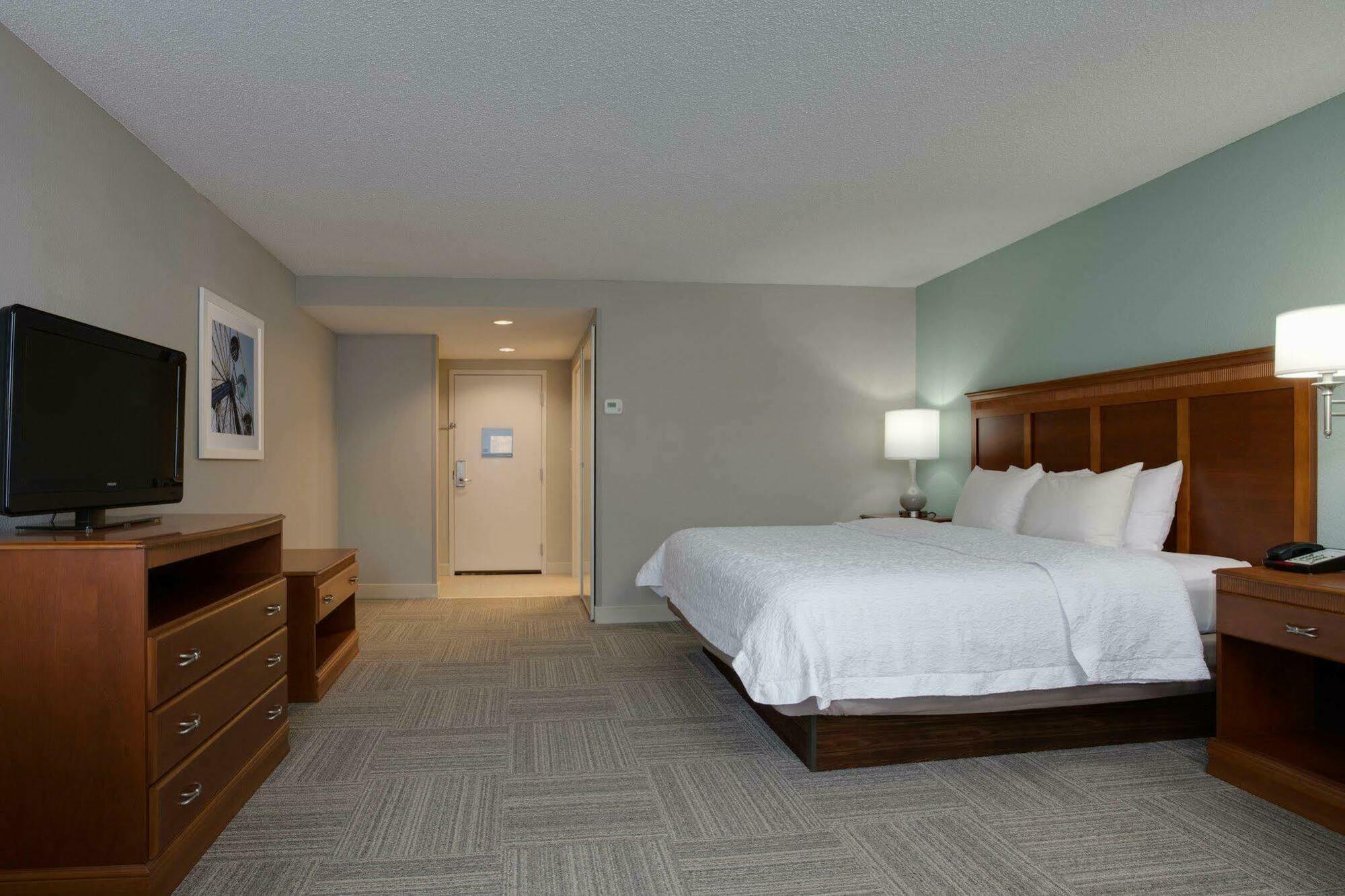 Hampton Northwood Hotel 3*