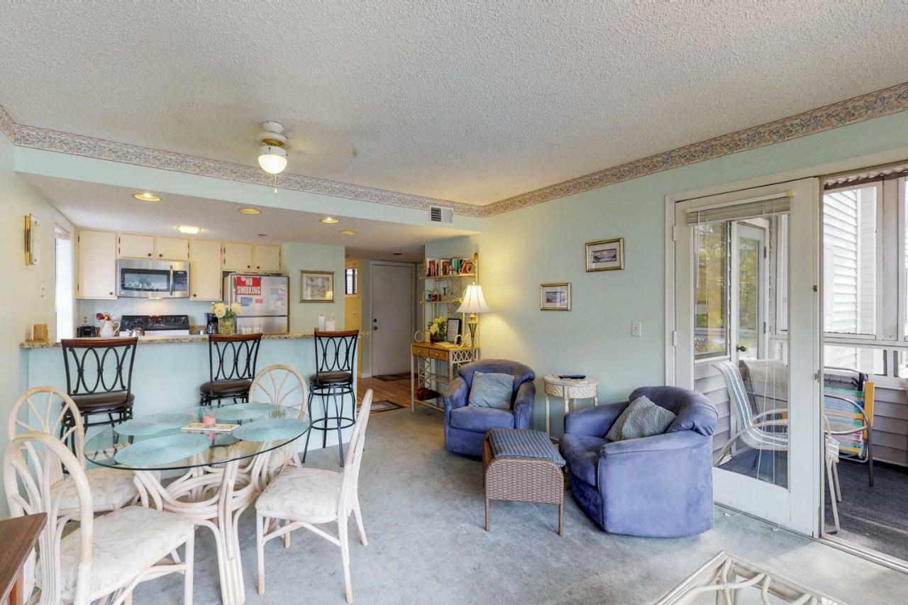 Hotel Arcadian Dunes 18-272