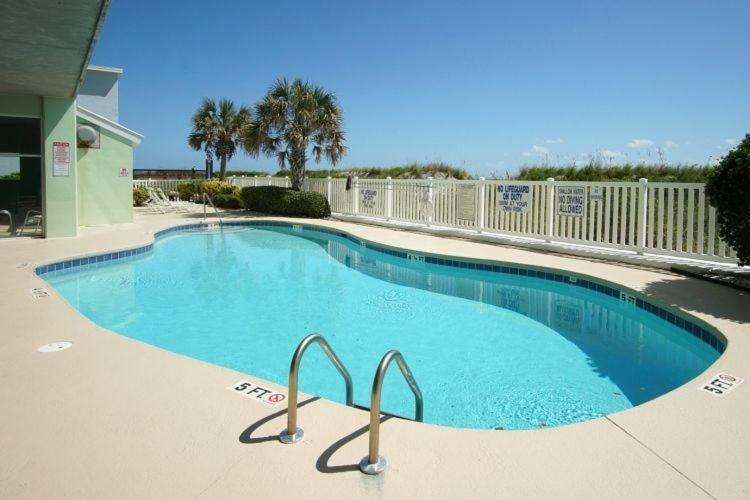 Paradise Pointe 8c Apartment