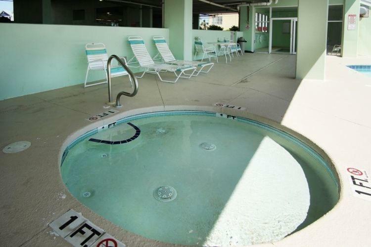 Paradise Pointe 8c