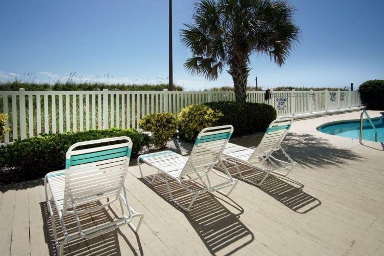 Paradise Pointe 8c Apartment