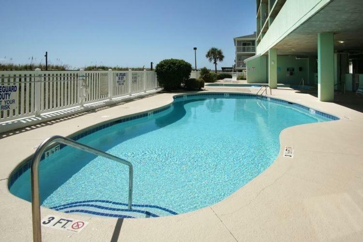 Paradise Pointe 8c Apartment