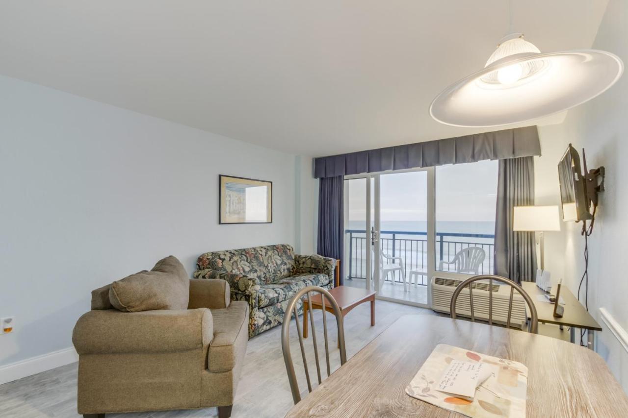 Hosteeva Oceanfront Boardwalk With Balcony