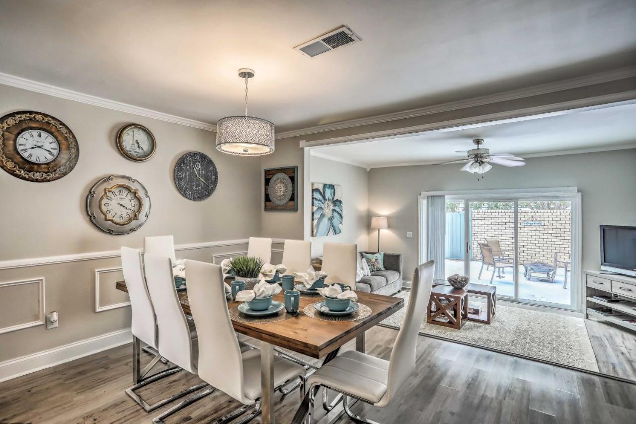 Holiday home Modern Townhome - 2 Blocks To Myrtle Beachfront! *