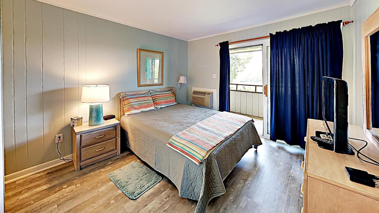 Beach Vacation Hotel