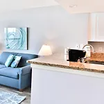 Amazing Ocean Views Cb 20Th Floor