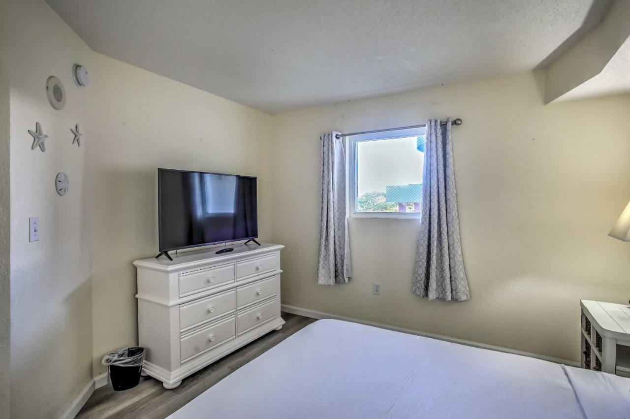 Bay Watch With Oceanfront Balcony And View Apartment