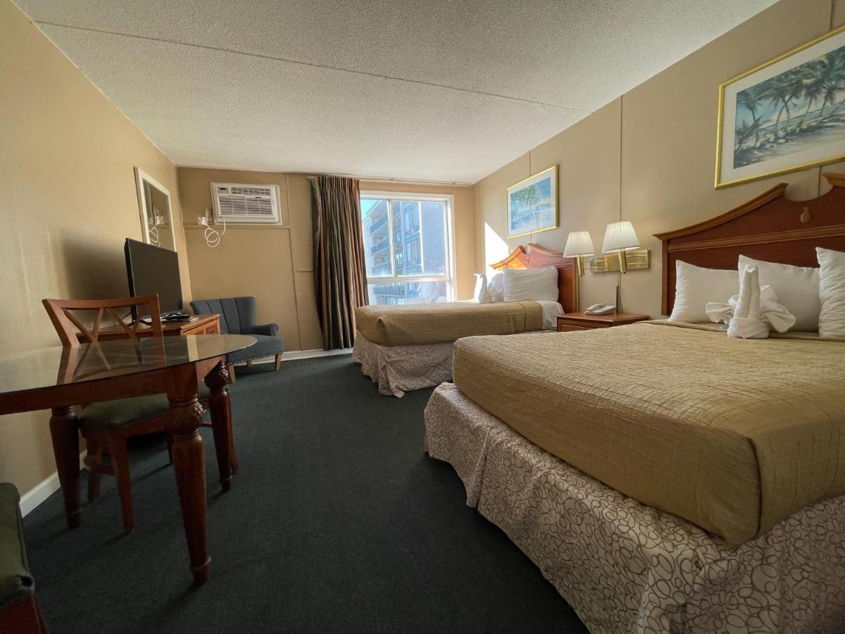 Polynesian Oceanfront Motel 2*