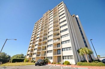 Units At Holiday Towers By Elliott Beach Rentals Hotel Myrtle Beach