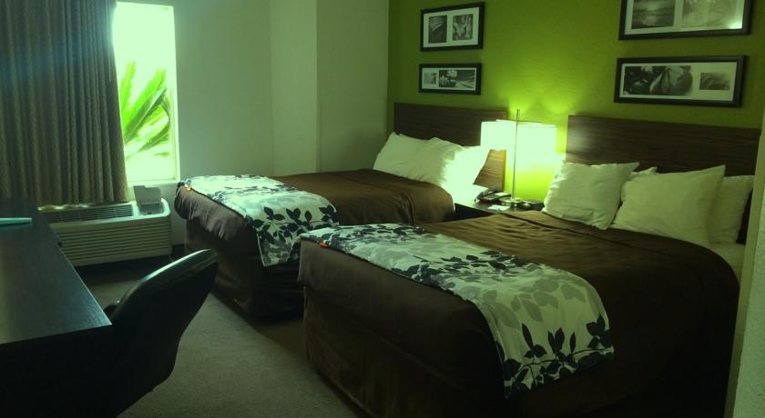 Sleep Near Outlets Hotel