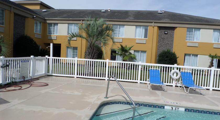 Hotel Sleep Near Outlets