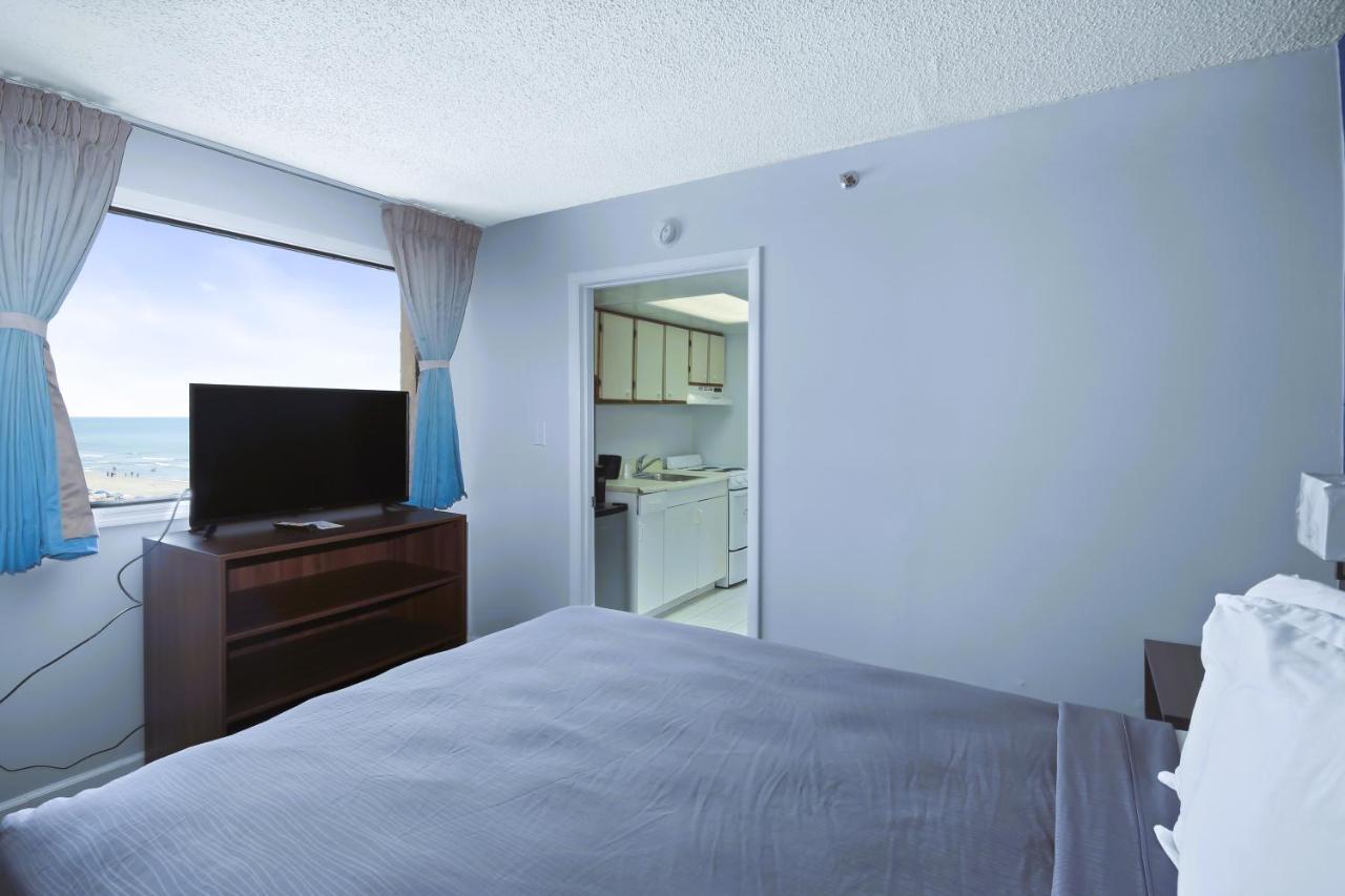 South Seas Ocean Front Hotel 2*