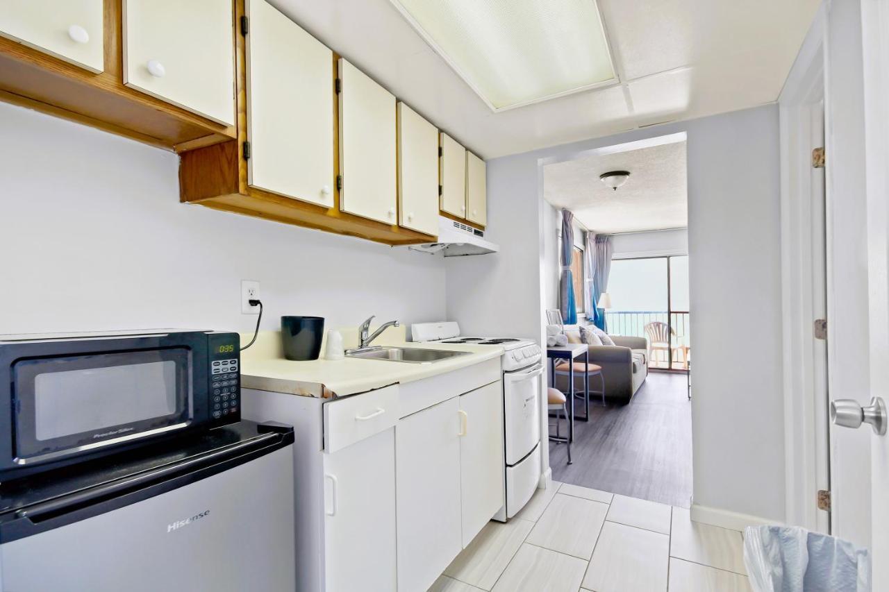 South Seas Ocean Front Hotel 2*