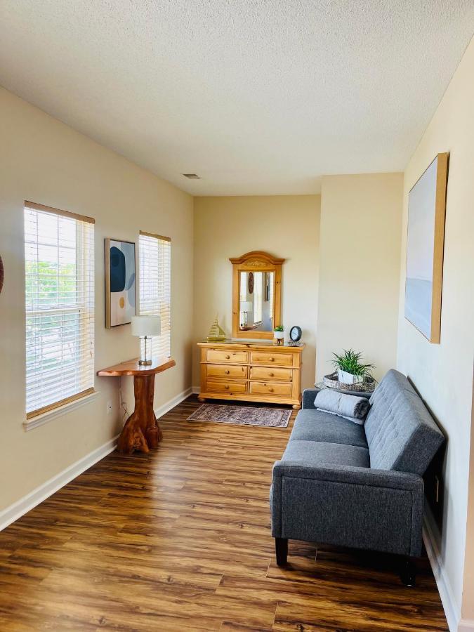Two-bedroom Vacation Apartment *