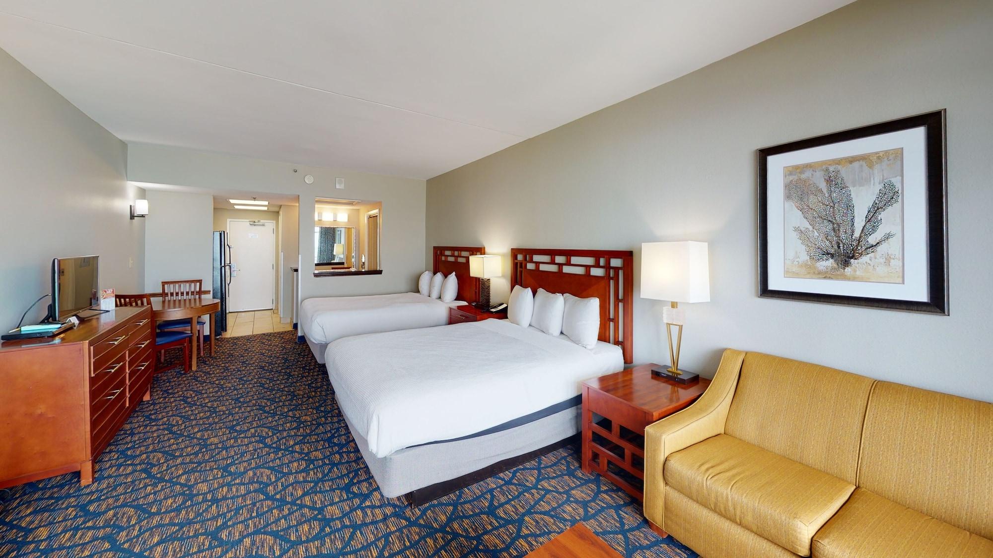 Dunes Village Resort 3*